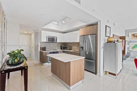 5300 PASEO BLVD, Doral, FL 33166