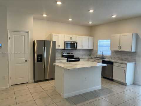 1161 SW 6th Ct, Florida City, FL 33034