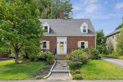 98 Lake Street, Auburn, ME 04210