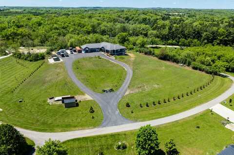 2578 Back Rd, Burlington, WI 53105