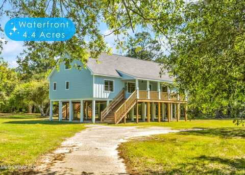 749 E North Street, Pass Christian, MS 39571