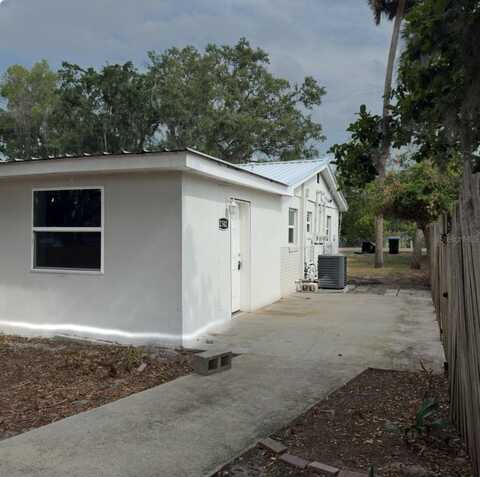 2342 SECTION DRIVE, APOPKA, FL 32703