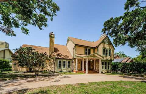 10600 INDIAN HILLS COURT, SEMINOLE, FL 33777