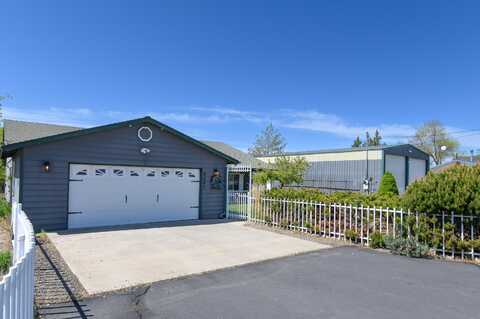 9047 13th Street, Terrebonne, OR 97760