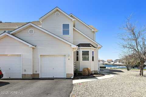 18 Blue Heron Lane, Bayville, NJ 08721
