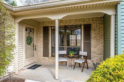 228 Perth Hill Court, Aberdeen, NJ 07747