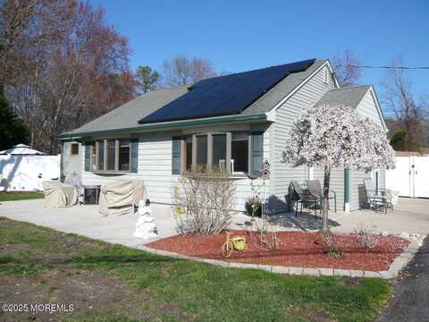 29 Woodland Drive, Howell, NJ 07731