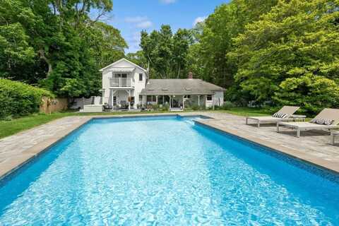 610 Richmond Road, Southold, NY 11971