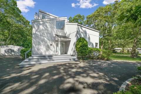 58 Homewood Drive, East Quogue, NY 11946