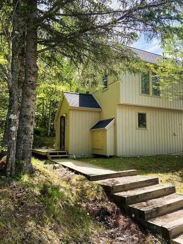 2328 Oak Drive, Carrabassett Valley, ME 04947