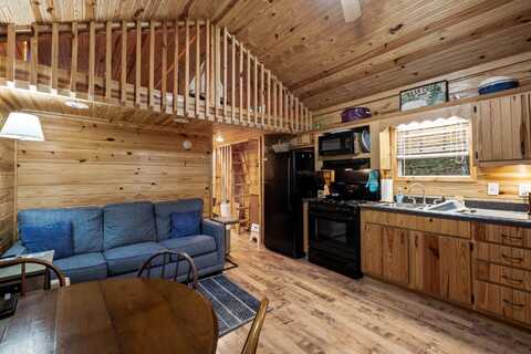 370-368 Varney Shore, Palermo, ME 04354
