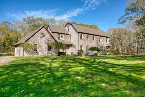 37 Memphremagog Avenue, Vineyard Haven, MA 02568