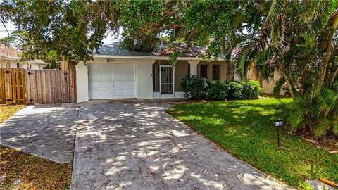634 103rd, NAPLES, FL 34108
