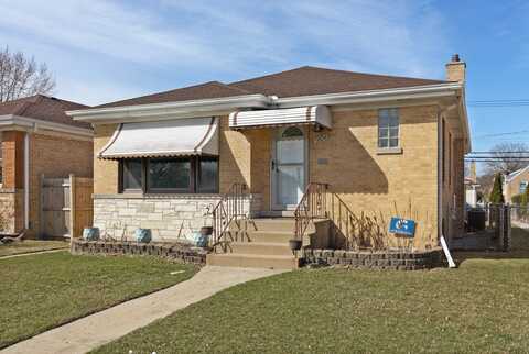 5004 N Nagle Avenue, Chicago, IL 60630
