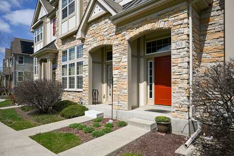 265 Garrett Circle, Carol Stream, IL 60188