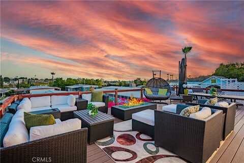 1120 E Mission Road, Fallbrook, CA 92028