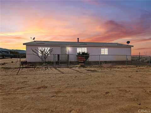 8355 Rattlesnake Road, Phelan, CA 92371