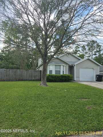 1858 SHERATON LAKES Circle, Middleburg, FL 32068