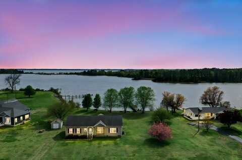 349 Indian Banks Road, Farnham, VA 22560