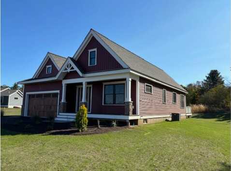 17 Edgewater Drive, Brentwood, NH 03833