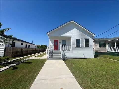 7638 LADY GRAY Street, New Orleans, LA 70127