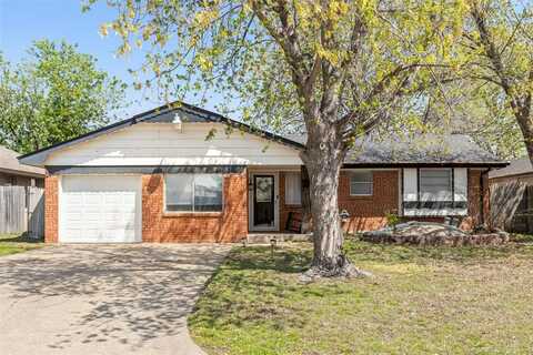 1328 N Southminster Avenue, Moore, OK 73160
