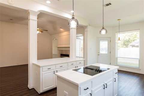 7104 Hillview Drive, Plano, TX 75025