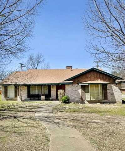 6400 Buena Vista Drive, Greenville, TX 75402