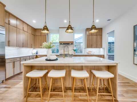 3850 Davila Drive, Dallas, TX 75220