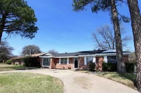 5629 Maceo Lane, Fort Worth, TX 76112