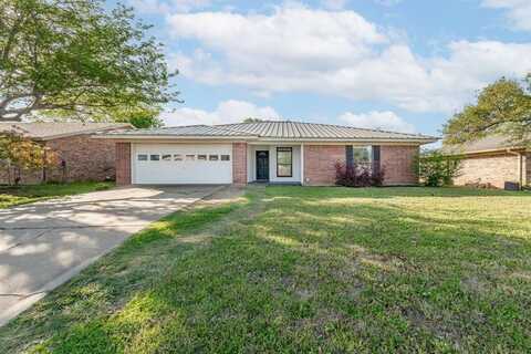 104 Sharp Drive, Stephenville, TX 76401