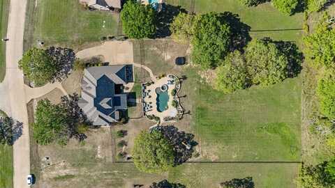 2121 Cross Creek Drive, Scurry, TX 75158