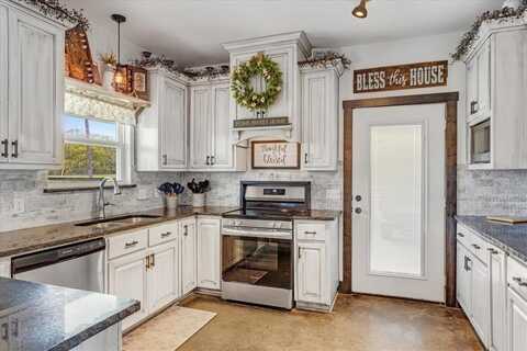4024 County Road 2610, Bonham, TX 75418