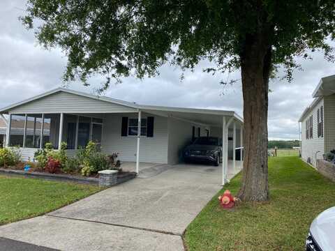 11114 Maverick Dr, Dade City, FL 33525