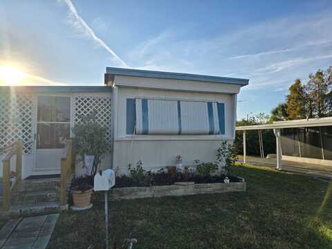 2560 62nd Ave North, Saint Petersburg, FL 33702