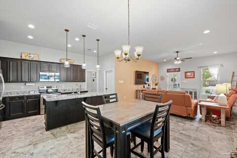 854 Avellanas Dr, Pensacola, FL 32534