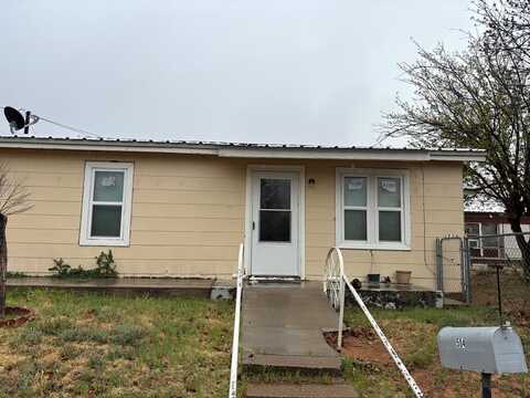 504 NE Ave E, Andrews, TX 79714