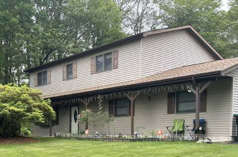 166 Tanbark Lane, Tannersville, PA 18372