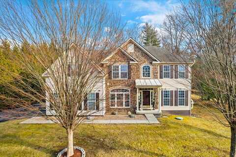 246 Daffodil Drive, East Stroudsburg, PA 18301