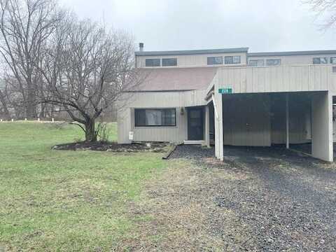 228 Evergreen Court, Tannersville, PA 18372