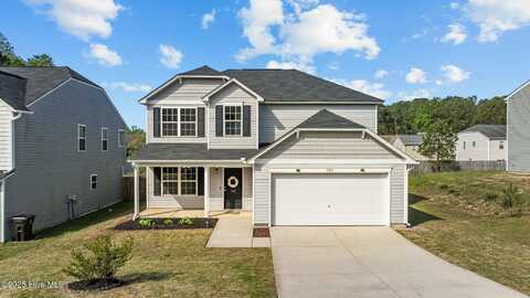 183 Hallow Oak Street, Spring Lake, NC 28390