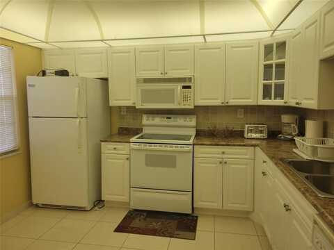 3004 Portofino Isle, Coconut Creek, FL 33066