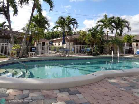 736 NE 13th Ct, Fort Lauderdale, FL 33304