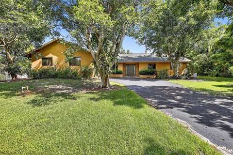 14755 SW 18th Ct, Davie, FL 33325