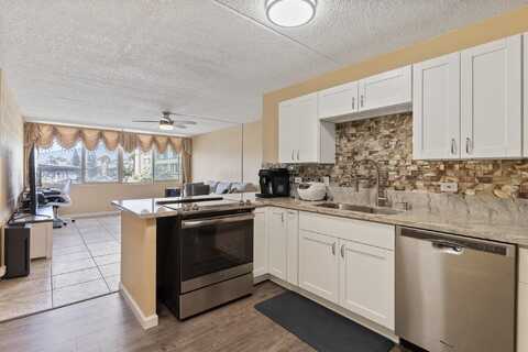 111 KAHULUI BEACH Rd, Kahului, HI 96732