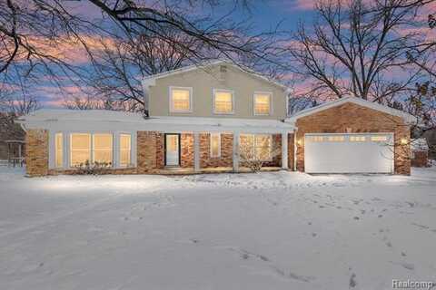 25716 RIDGEWOOD Drive, Farmington Hills, MI 48336
