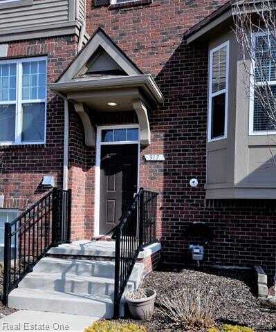 317 GLENHURST Boulevard, Rochester, MI 48307