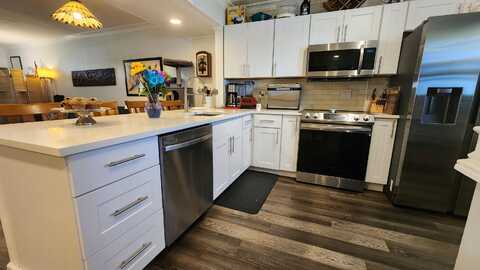 1700 Dover Road, Delray Beach, FL 33445