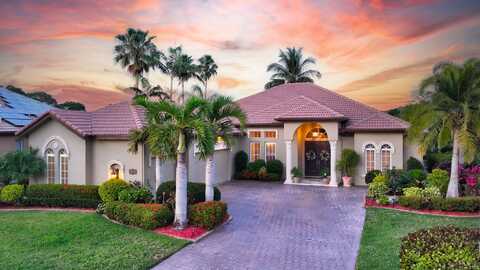 882 SW Grand Reserves Boulevard, Port Saint Lucie, FL 34986