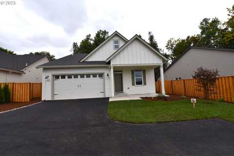 855 OAKLEAF WAY, Silverton, OR 97381